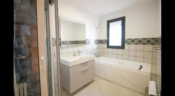 Asilah 32