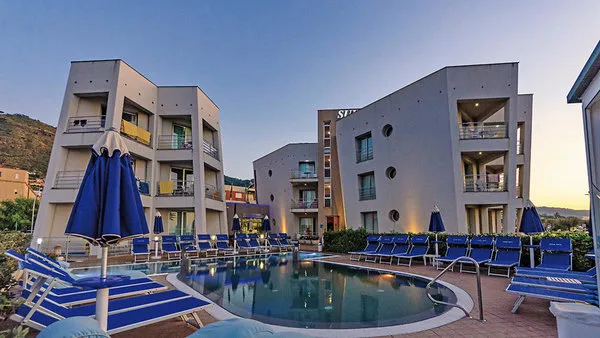 Astro Suite Hotel