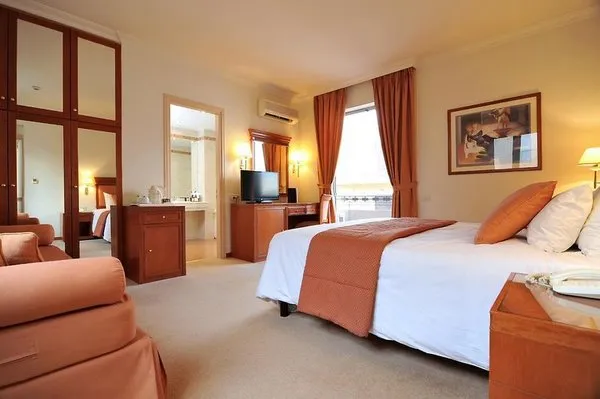 Athens Atrium Hotel & Suites