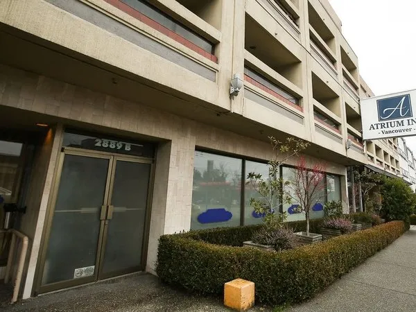 Atrium Hotel Vancouver