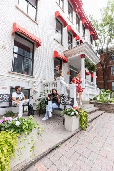 Auberge HI-Montreal