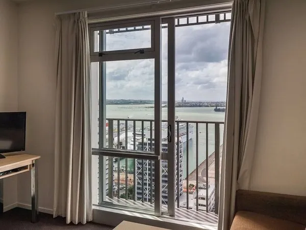Auckland Harbour Suites