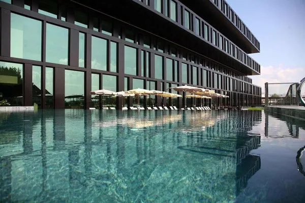 Axis Viana Business & Spa Hotel