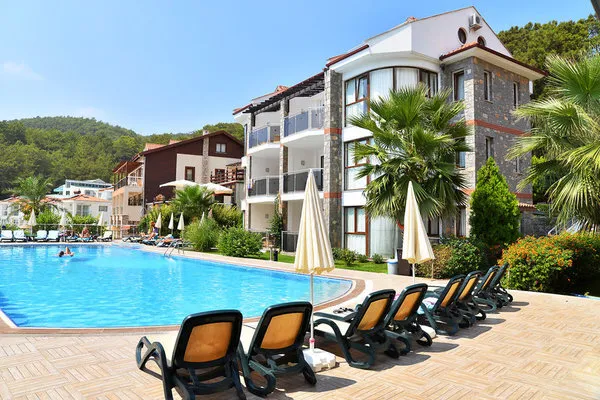 Tropical Deluxe Hotel