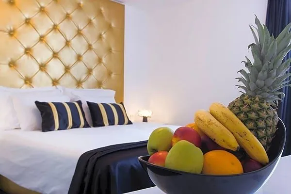 B Gold Luxury Rooms