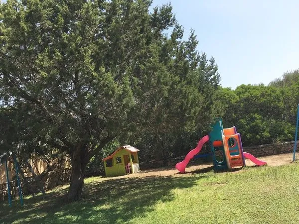 Baia de Bahas Apartments & Resort