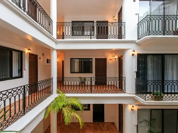 Banana Boutique By GuruHotel