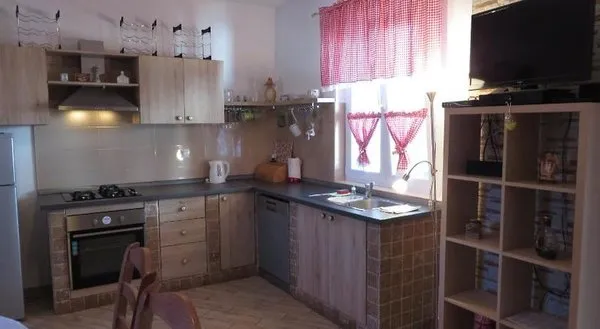 Banic Apartments With Pool
