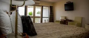 Baycrest Lodge