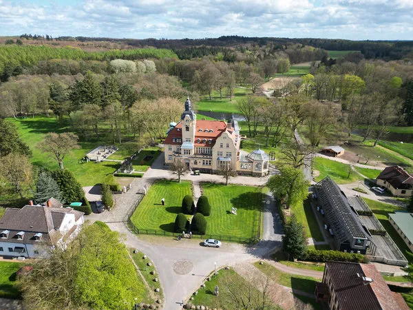 Bernsteinschloss & Bernsteinland Wendorf