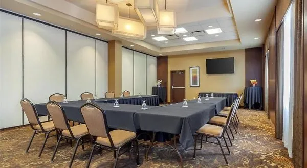 Best Western Cold Lake Inn