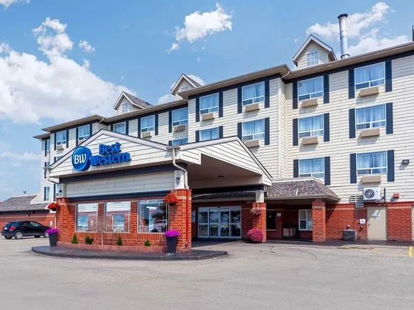 Best Western Grande Prairie Hotel & Suites