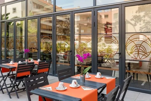 Best Western Hotel Journel Saint-Laurent-du-Var