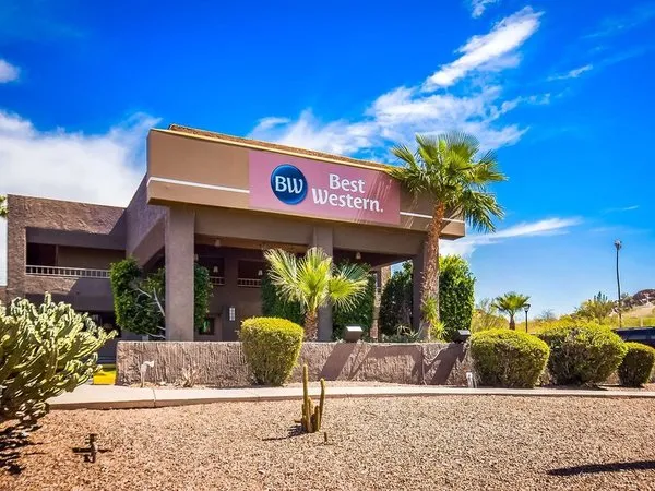 Best Western InnSuites Phoenix Hotel & Suites