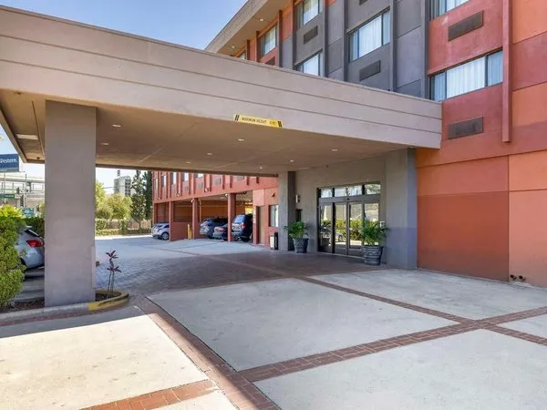 Best Western Los Angeles Worldport Hotel
