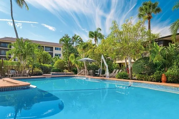 Best Western Naples Inn & Suites