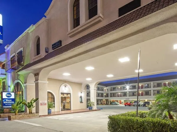 Best Western Pasadena Royale Inn & Suites
