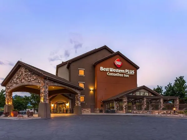 Best Western Plus CottonTree Inn