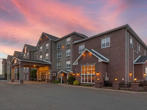 Best Western Plus Fredericton Hotel & Suites