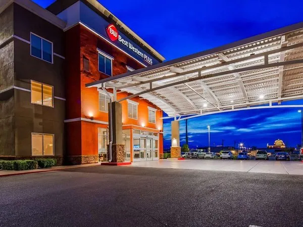 Best Western Plus Henderson Hotel