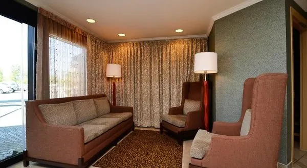 Best Western Plus Langley Inn