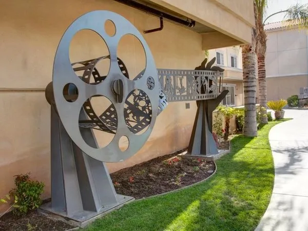 Best Western Plus Media Center Inn & Suites