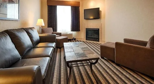 Best Western Plus Meridian Hotel