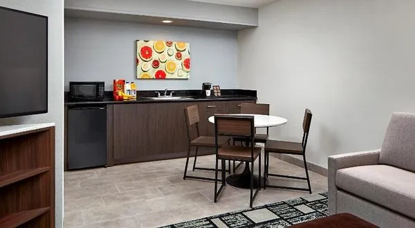 Best Western Plus Meridian Inn & Suites Anaheim - Orange