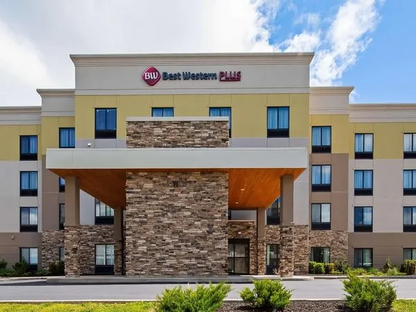 Best Western Plus Midwest Inn