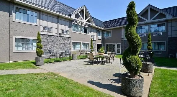 Best Western Plus Regency Inn & Conference Centre