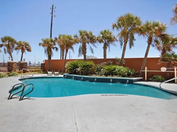 Best Western Plus Seawall Inn & Suites by the Beach