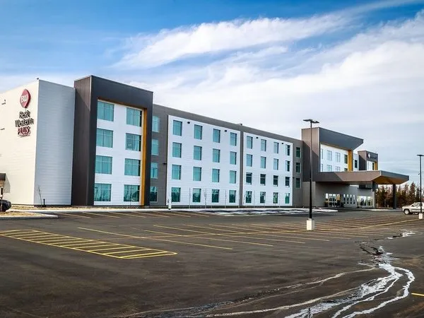 Best Western Plus St. John's Airport Hotel and Suites