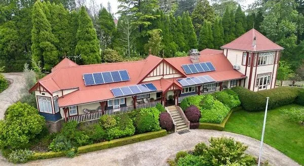 Bethany Manor Bed & Breakfast