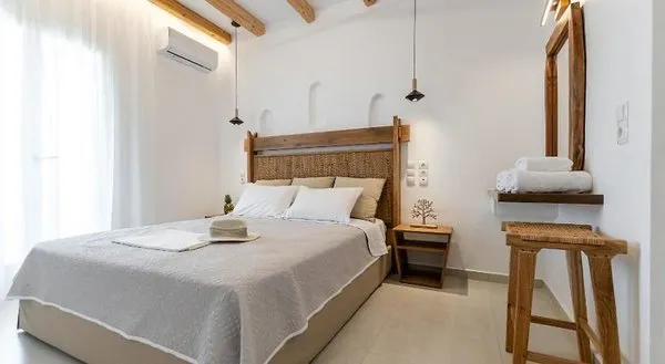 Birikos Studio & Apartments