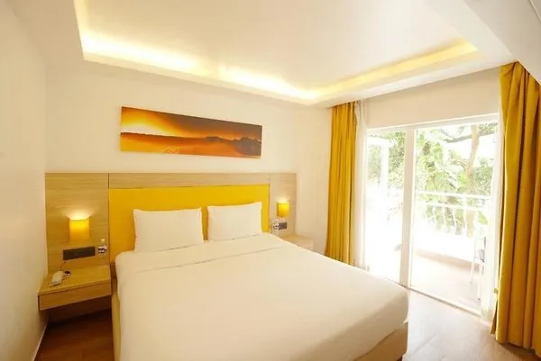 BloomSuites Calangute