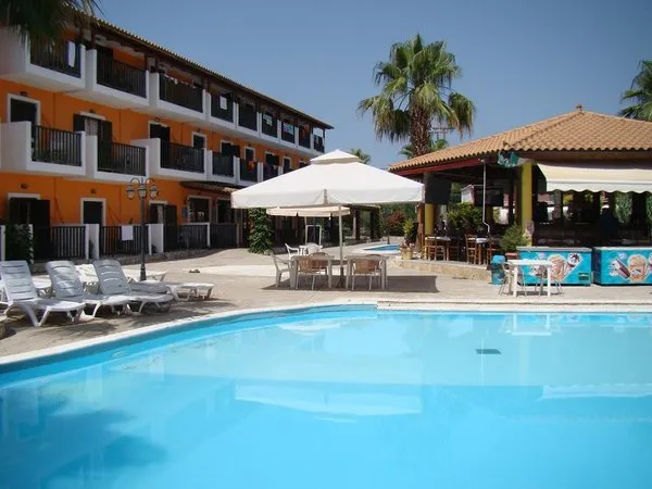 Blue Palm Hotel