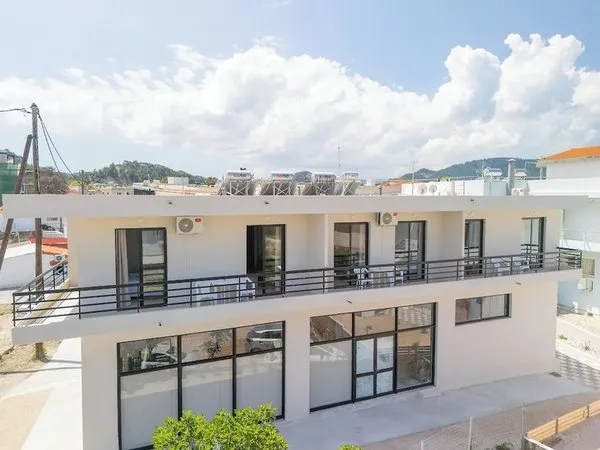 Blue Wave Suites - Ixia
