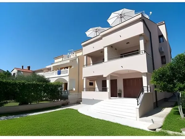 BonaMare Apartments