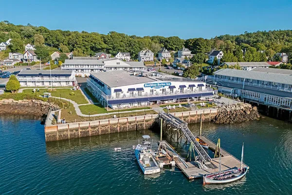 Boothbay Harbor Inn