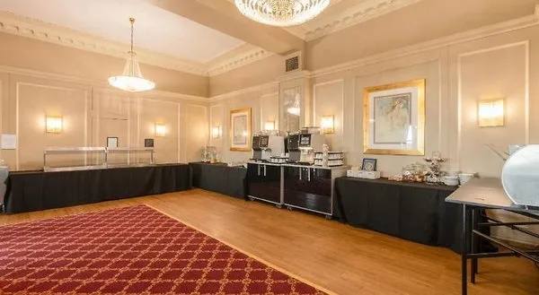 Bournemouth Carlton Hotel by Belvilla