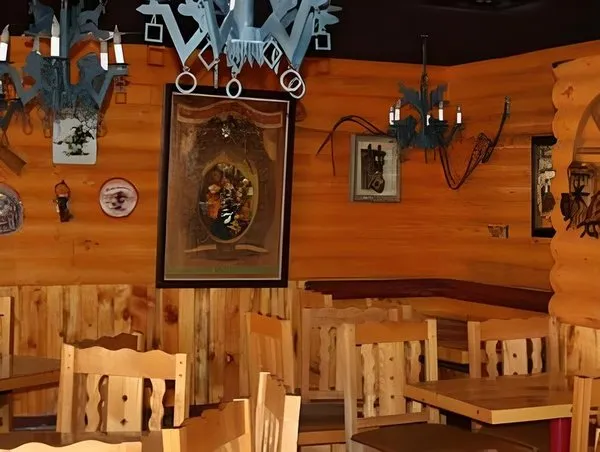 Bumbleberry Inn