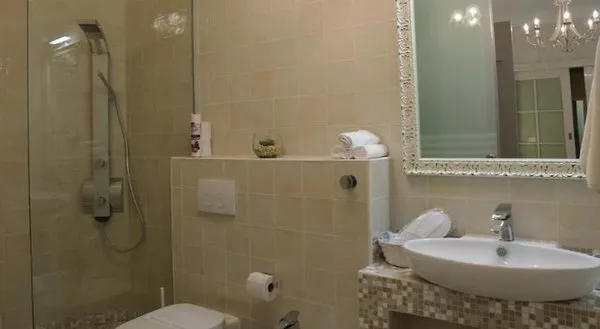 B&B Fotic
