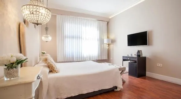 B&B Hi Valencia Boutique