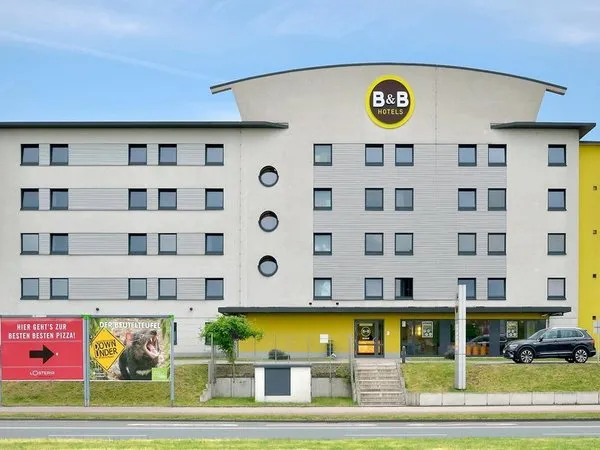 B&B HOTEL Oberhausen am Centro