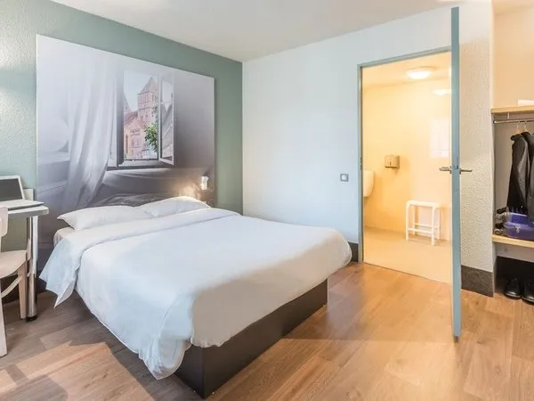 B&B Hôtel Villeneuve Loubet Plage