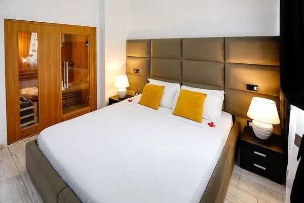 CA Domus Collection Escape Luxury Suite