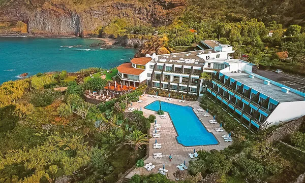 Caloura Hotel Resort