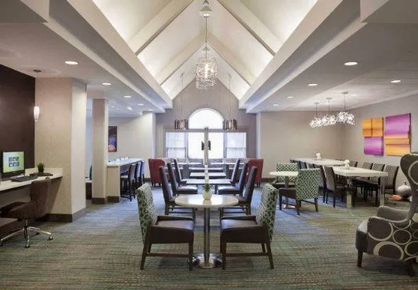 Cambridge Suites Mississauga