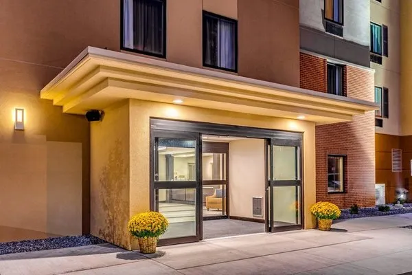 Candlewood Suites Eau Claire I-94