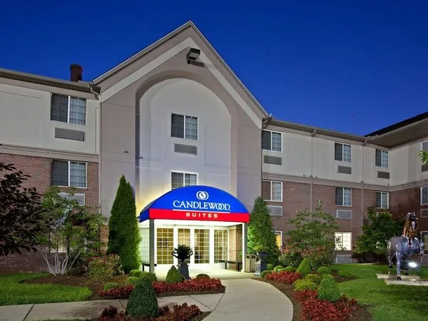 Candlewood Suites Louisville Airport